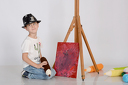 Детска или семейна фотосесия в студио с декори, аксесоари, 10 или 20 обработени кадъра