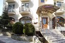 Почивка във Варна до края на Април Нощувка за до четирима от Семеен хотел Траката