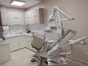Почистване на зъбен камък и плака, полиране на зъбите с Air Flow,преглед и план за лечение