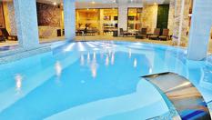 Делнична почивка за ДВАМА във Велинград! Нощувка със закуска и възможност за вечеря + Панорамен Spa център и термални басейни, от СПА Хотел Инфинити Парк Велинград 5*