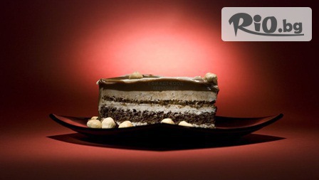 Торта Шоколешник с ухаещи блатове с орехи, сметана, два вида шоколад и лешници /8 или 12 парчета/, от Торти ЕФИ