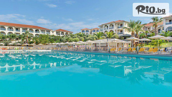 Ранни записвания за почивка на първа линия в Урануполи, Халкидики! 5 или 7 All Inclusive нощувки в Akrathos Beach Hotel 4* + басейн, шезлонги и чадъри на плажа, от Ambotis Holidays