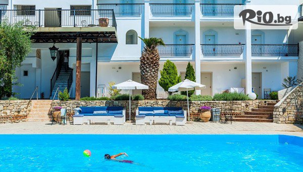 Ранни записвания за лятна почивка в Халкидики, Касандра! 5 нощувки със закуски и вечери + външен басейн с детска секция и джакузи в Hotel Kriopigi 4*, от Ambotis Holidays