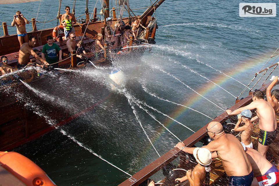 Varna Party Boats - thumb 17 Varna Party Boats - thumb 17