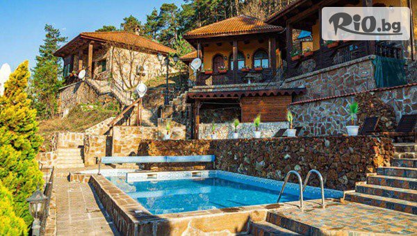 Романтична почивка във Велинград до 30 Ноември! Нощувка в самостоятелна къщичка за двама със закуска + джакузи, сауна и парна баня, от Хотел Сафари Вилидж