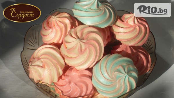 Изненадайте любимия човек с 30 броя целувки в луксозна кутия и с включена доставка, от Сладкарница Сладост