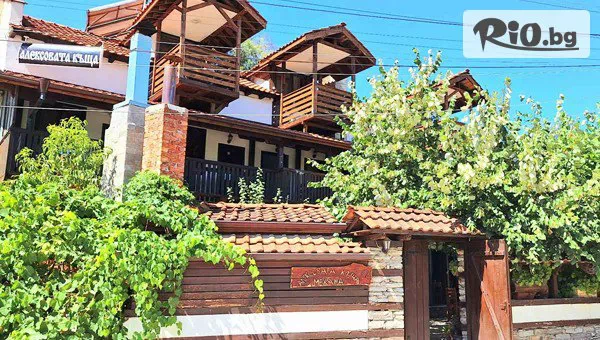 Почивка в Алексовата къща, Огняново! Нощувка със закуска и вечеря + вътрешен басейн с минерална вода, външно джакузи, сауна и парна баня до 30 Април