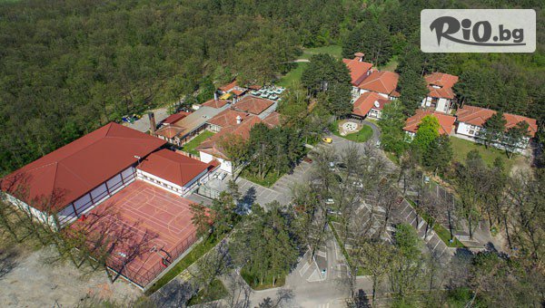 Нова година в Крагуевац, Сърбия! 3 нощувки със закуски и вечери, 2 от които Празнични с включени напитки и жива музика в Hotel Sumarice