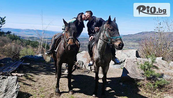 Забавление сред природата! Конна езда до 2 часа във Владая, от Конна база Св. Иван Рилски