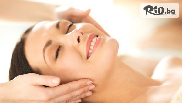 Релаксиращ масаж на лице, шия и деколте на ТОП цена, предоставено от DK beauty studio