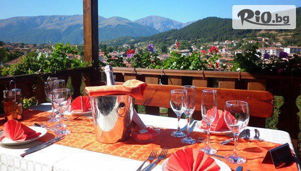 Почивка в Калофер до края на Октомври! Нощувка със закуска и вечеря + паркинг, от Семеен хотел Панорама