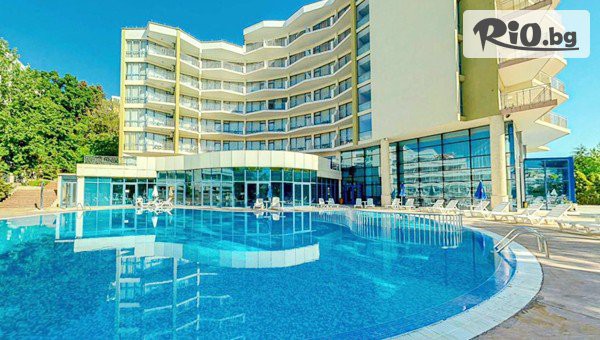 3-ти Март 2026: All Inclusive Празник в Хотел Елена 4*, Златни пясъци! 3 нощувки на база All Inclusive + Празнични програми и DJ, ползване на закрит отопляем басейн и релакс зона