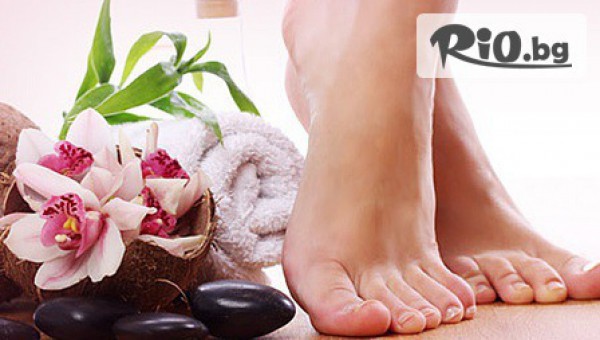 Цялостен педикюр с лак + 2 декорации или Дълготраен педикюр с гел лак Gelish или Clarissa + 2 декорации на цени от 10.90лв, от Heaven Beauty Studio