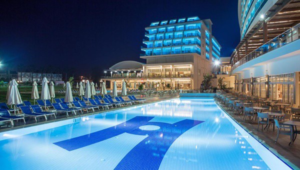Ранни записвания за 5-звездна почивка в Алания! 7 нощувки на база Ultra All Inclusive в Kahya Resort Aqua & SPA 5* + двупосочен самолетен билет