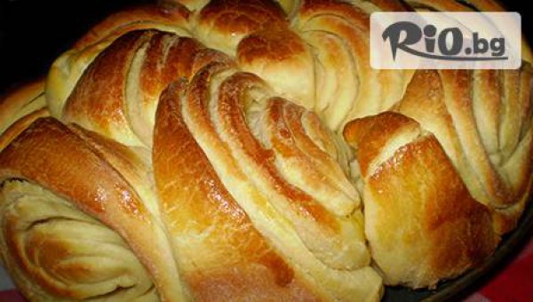 За Коледната трапеза! Празнична погача с късмети и вкусен тиквеник на цени от 7.50 лв, от пекарна "Елица"