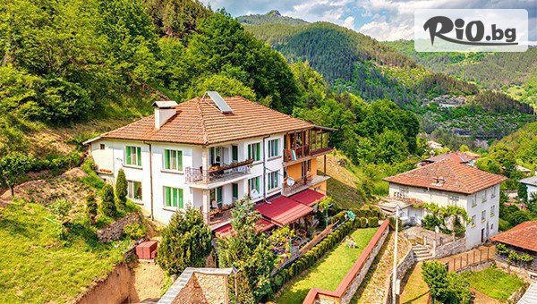 Почивка до Смолян до края на Май 2026! Нощувка в самостоятелна къща с капацитет до 12 човека + ползване на механа и барбекю, от Хаджиевата къща, с. Лъка