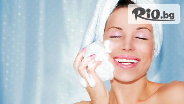 Почистване на лице мануално с израелска козметика GiGi, с ултразвукова шпатула или Почистваща терапия с френска козметика Academie от 13.90лв, от Салон БЕНИ