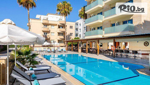 Нова година в Лимасол, Кипър! 5 нощувки със закуски и вечери в Hotel Kapetanios + самолетен билет и летищни такси