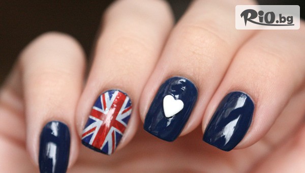 Изящен Маникюр с гел лак + 2 декорации, от Салон Emotion