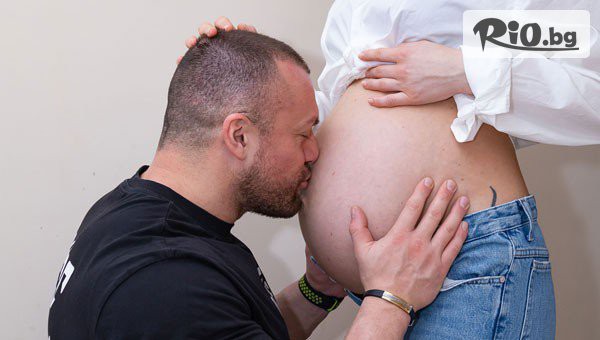 LIFESTYLE - фотосесия за бременни в уюта на вашият дом + 10 обработени кадъра, предоставено от Monkey Photo Studio