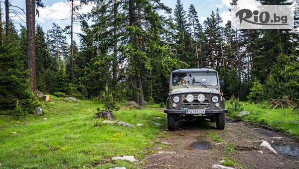 Сафари за двама в Родопите! Разходка с offroad джип до Гарванов камък или Милеви скали с включени напитки, от Сафари Адвенчър Велинград