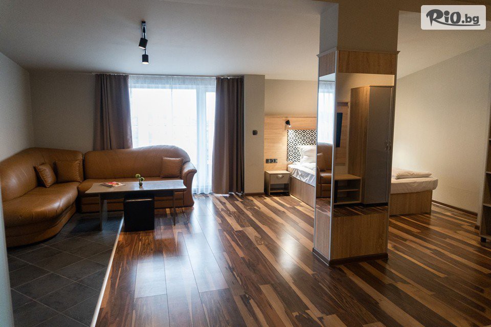 Хотел BLVD7 - thumb 17