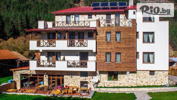 Почивка в Триград до края на Октомври! Нощувка със закуска + джакузи, сауна и парна баня, от Хотел Триград