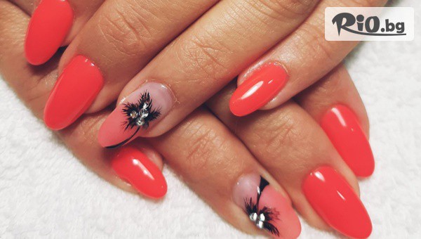 Маникюр с гел лак или каучукова база + 2 декорации, от Салон за красота Mistrella