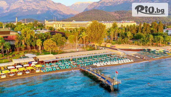 Луксозна Нова година в Кемер с чартърен полет от София, Пловдив или Варна! 4 Ultra All Inclusive нощувки в Crystal De Luxe Resort & Spa 5* + ползване на закрит басейн и релакс зона