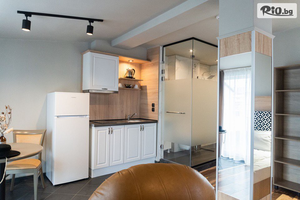 Хотел BLVD7 - thumb 12