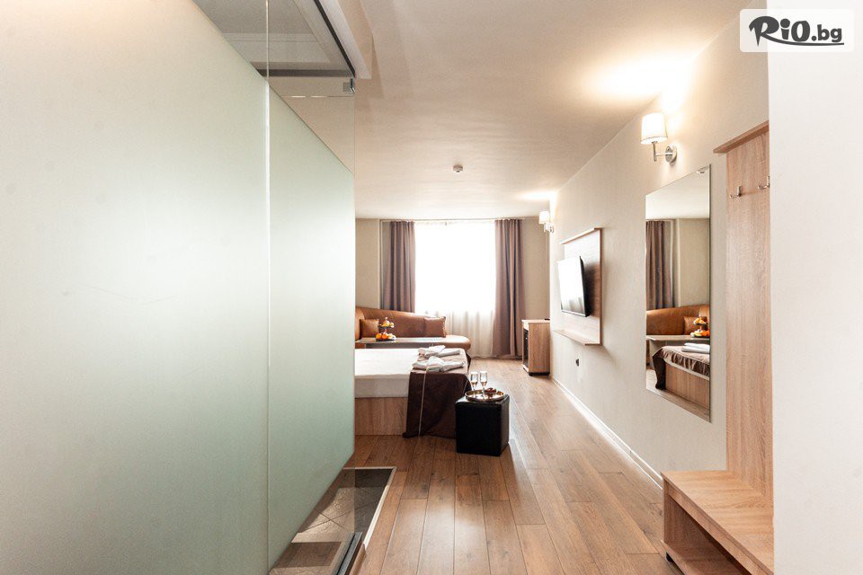 Хотел BLVD7 - thumb 14