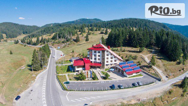 Last Minute Почивка в Пампорово до 30 Септември! Нощувка със закуска + закрит басейн, релакс зона и детска площадка, от Хотел КООП Рожен