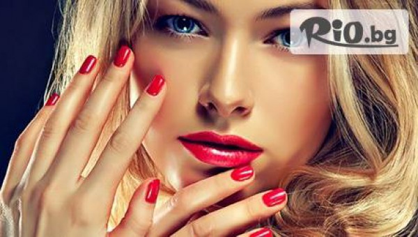 Празничен маникюр с декорация, Педикюр с O.P.I. или Перфект-гел на цени от 7лв, от Студио Magi Nails