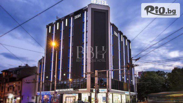 Почивка в Стара Загора до края на годината - важи за празници! Нощувка със закуска + безплатен паркинг, от Бест Бутик Хотел 4*