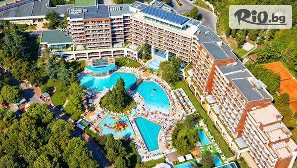 ЗЛАТНИТЕ 60+! Лятна почивка във Flamingo Grand Hotel & SPA 5*, Албена! Нощувка със закуска и вечеря + басейни, СПА и релакс зона