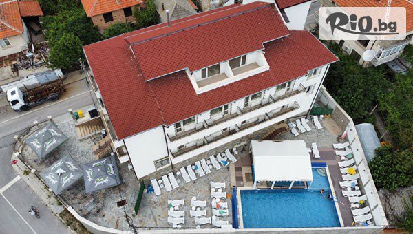 Почивка в Стрелча! 2, 3 или 4 нощувки, закуски и вечери + външен мин. басейн и малък мин. басейн с хидромасаж, от Бонита Хотел