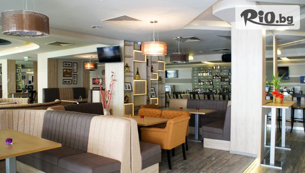 Estrella Bar & Dinner - thumb 2