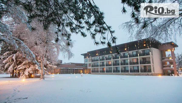 Коледа в Белчин баня! Почивка с 3 нощувки, закуски, Постна и Празнична вечеря + анимация, закрит минерален басейн и СПА, от Спа Хотел Белчин Гардън 4*