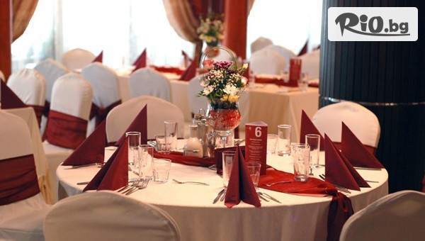 Diplomat Plaza Hotel & Resort - thumb 3