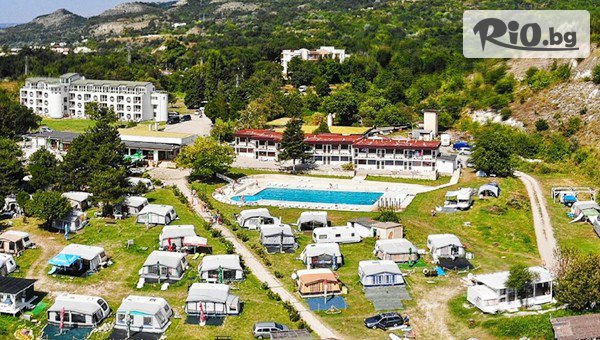 Лятна почивка край Балчик - на първа линия! Нощувка със закуска и вечеря + минерален басейн, шезлонг и чадър, от Комплекс Свети Георги