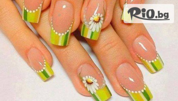 Класически маникюр, Гел лак или Изграждане + декорации на цена от 4.90лв, от Салон за красота Коконите 2