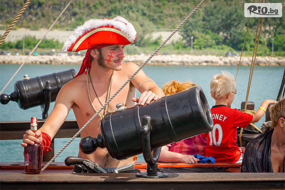 Varna Party Boats - thumb 21 Varna Party Boats - thumb 21