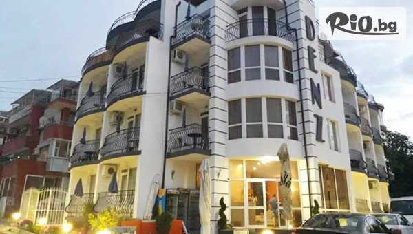 Почивка на 50 метра от брега на морето в Черноморец до 30 Септември! Нощувка, с възможност за закуска + паркомясто, от Семеен хотел Денз