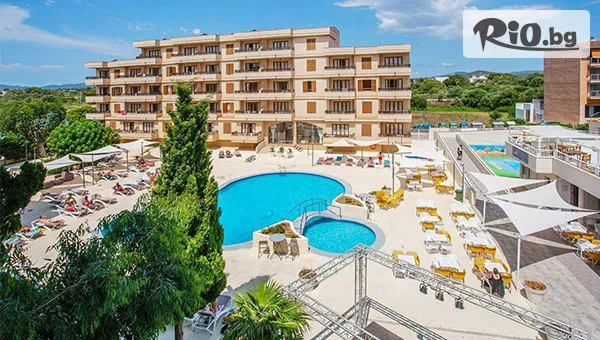 Лятна почивка в BJ Playamar Hotel & Apartamentos, Палма де Майорка! През Юни и Август - 7 нощувки, закуски, вечери + басейн + самолетен транспорт от София