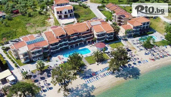 Великден в&nbsp;Hotel Rachoni Bay 3*, остров Тасос! 3 нощувки със закуски, 2 вечери + Празничен Великденски обяд с традиционна  гръцка програма + автобусен транспорт