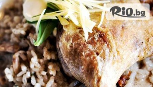 Идеална комбинация за Гергьовден! Агнешко печено (200гр.) + дроб сарма (200гр.) + зелена салата (300гр.) + вино или бира само за 7.40 лв. в Ресторант "Българи"!