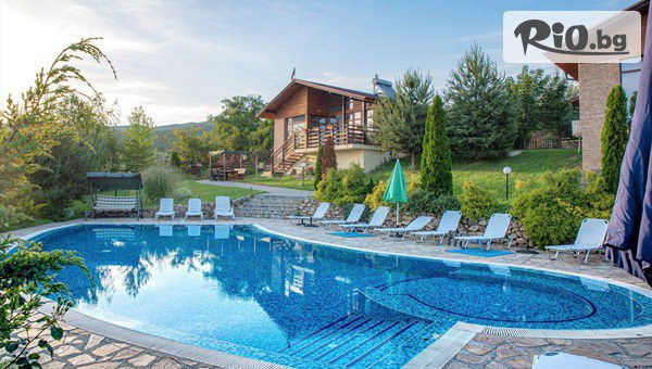 Почивка във вилна зона на яз. Дондуково до 28 Февруари! Наем на къща за до 8 човека за нощувка + открит басейн, барбекю и риболов, от Къщи за гости Аргирови