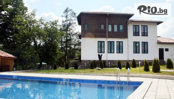 Нова година в Шато Слатина 3* край Вършец! 3 нощувки със закуски и вечери, едната от които е Празнична с музика на живо и топъл басейн