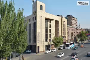 Ani Central Inn