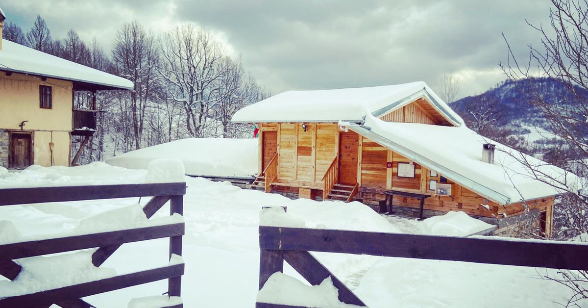 2 нощувки в оборудвана вила за 6 човека + механа и барбекю с пещ в Къща за гости Кандафери 2, с.Мийковци, Еленски Балкан 2 нощувки в оборудвана вила за 6 човека + механа и барбекю с пещ в Къща за гости Кандафери 2, с.Мийковци, Еленски Балкан